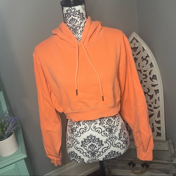 Forever 21 Tops - Forever 21 Cropped Neon Hoodie Size Large